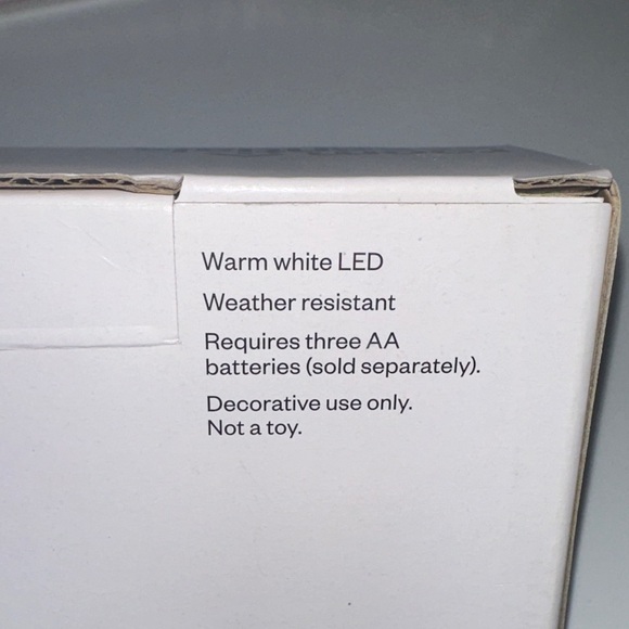 Room Essentials Brass LED String Lights - Picture 4 of 4